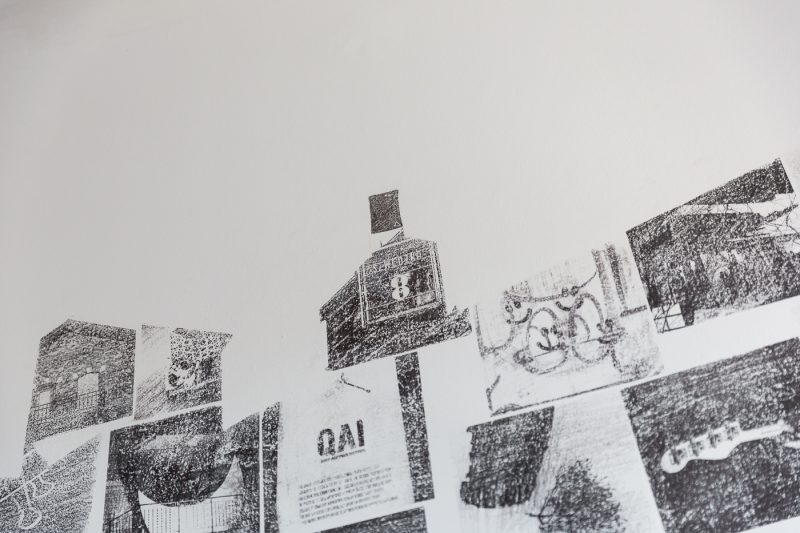 Dom w szczególe, detal muralu prezentowanej w Kraków Art House